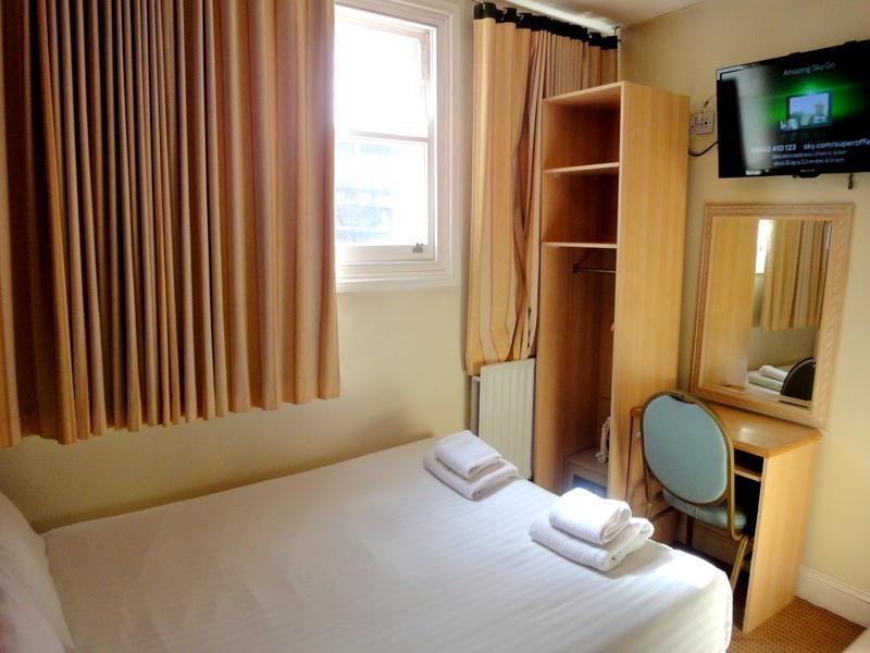 Dylan Apartments Earls Court Лондон Екстер'єр фото