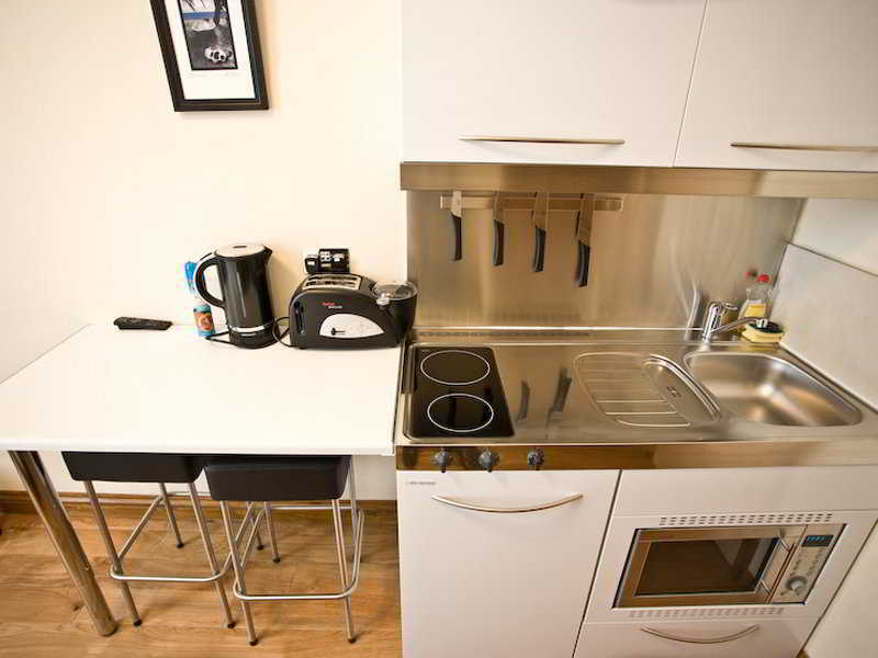 Dylan Apartments Earls Court Лондон Екстер'єр фото