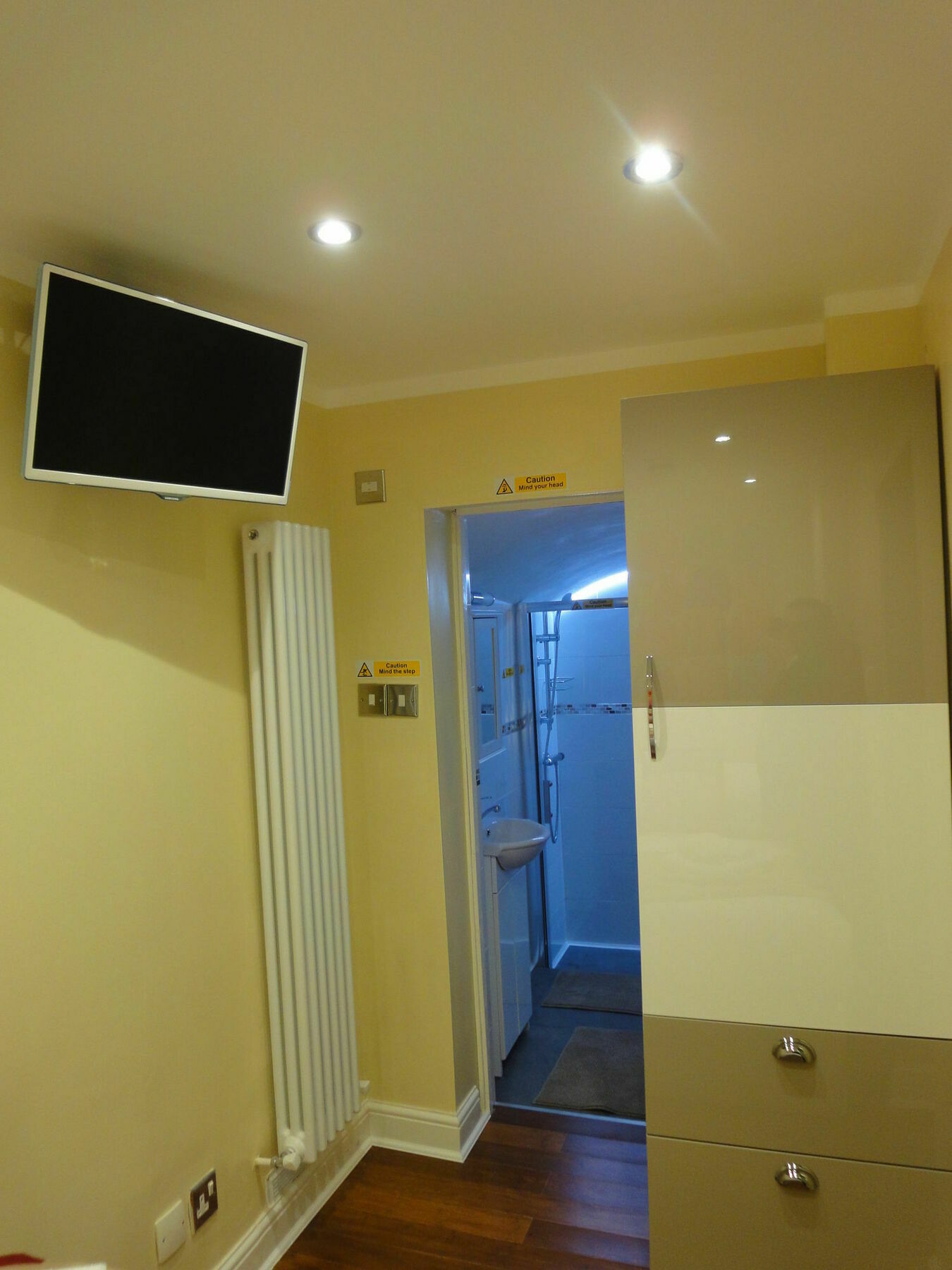 Dylan Apartments Earls Court Лондон Екстер'єр фото