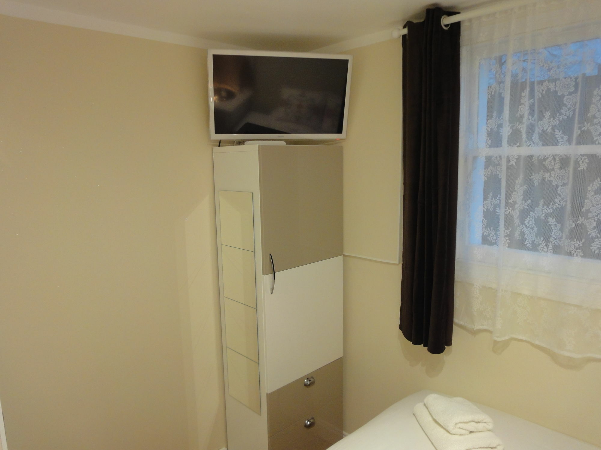 Dylan Apartments Earls Court Лондон Екстер'єр фото