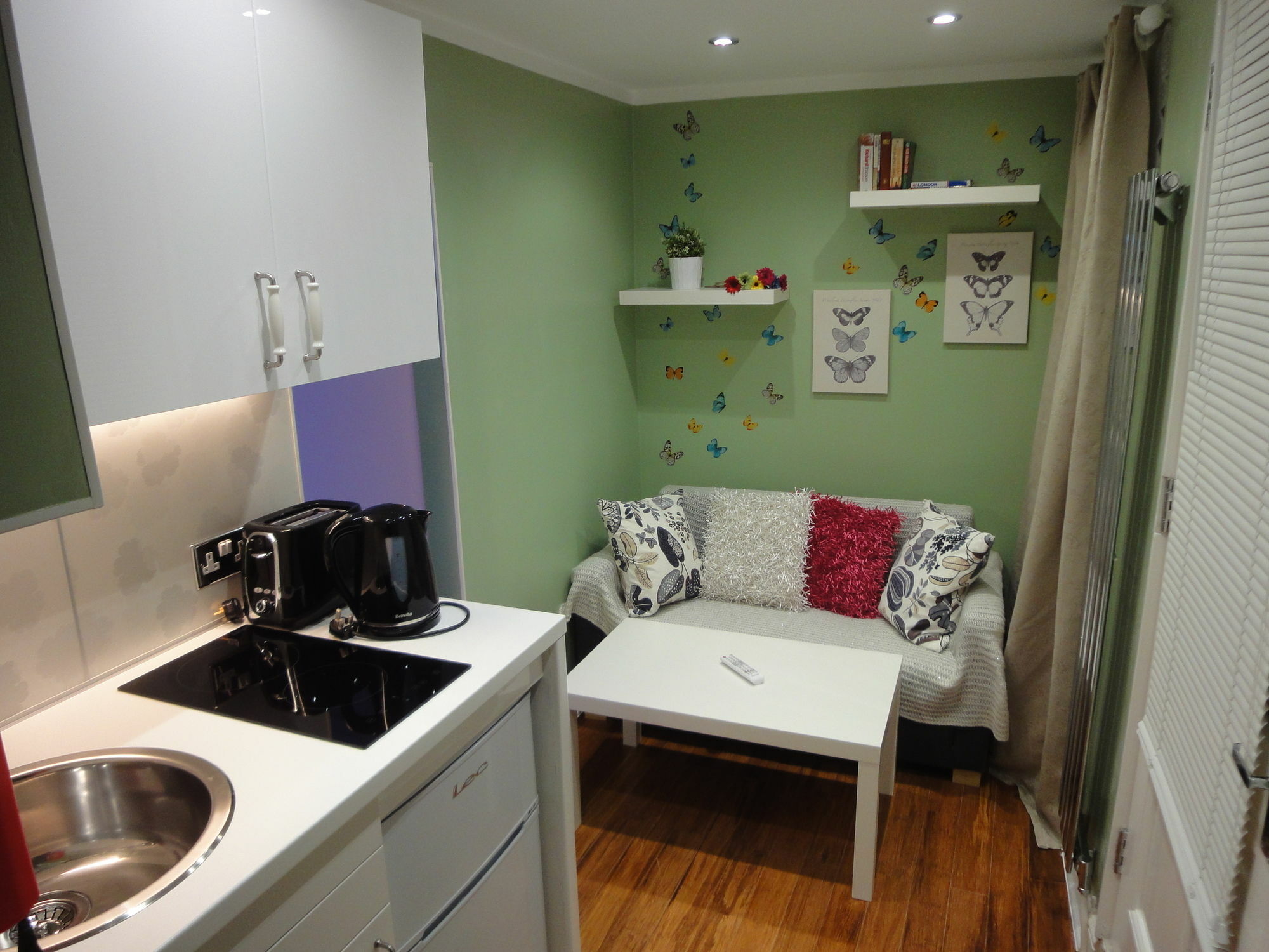 Dylan Apartments Earls Court Лондон Екстер'єр фото